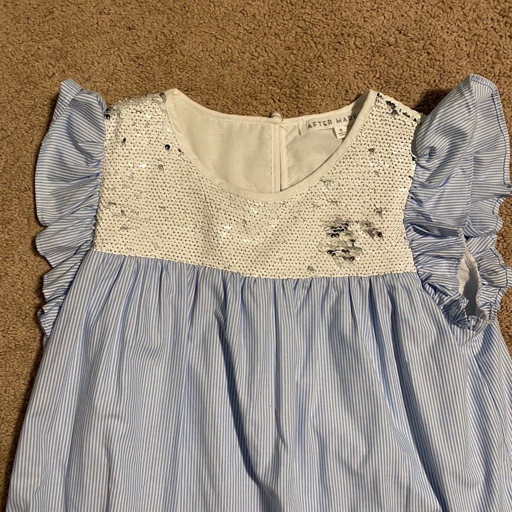 Dress - Picture 2 of 4